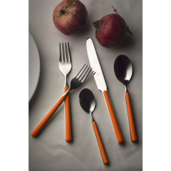Mepra Fantasia Carrot 4mm Paslanmaz Çelik 72 Parça 12 Kişilik Çatal Kaşık Bıçak Takımı