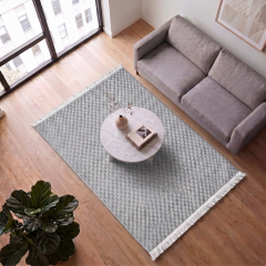 Koridor Eva K Gri Kabartmalı Peluş Halı Saçaklı