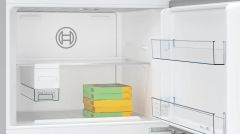 KDN76AIE0N Serie 6 Üstten Donduruculu Buzdolabı 186 x 75 cm Kolay temizlenebilir Inox